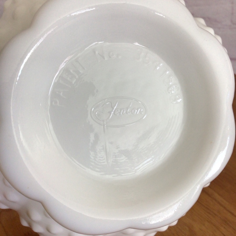 Vintage Fenton White Milk Glass Hobnail Sawtooth Pedestal Candle Holder Bowl - Picture 8 of 9